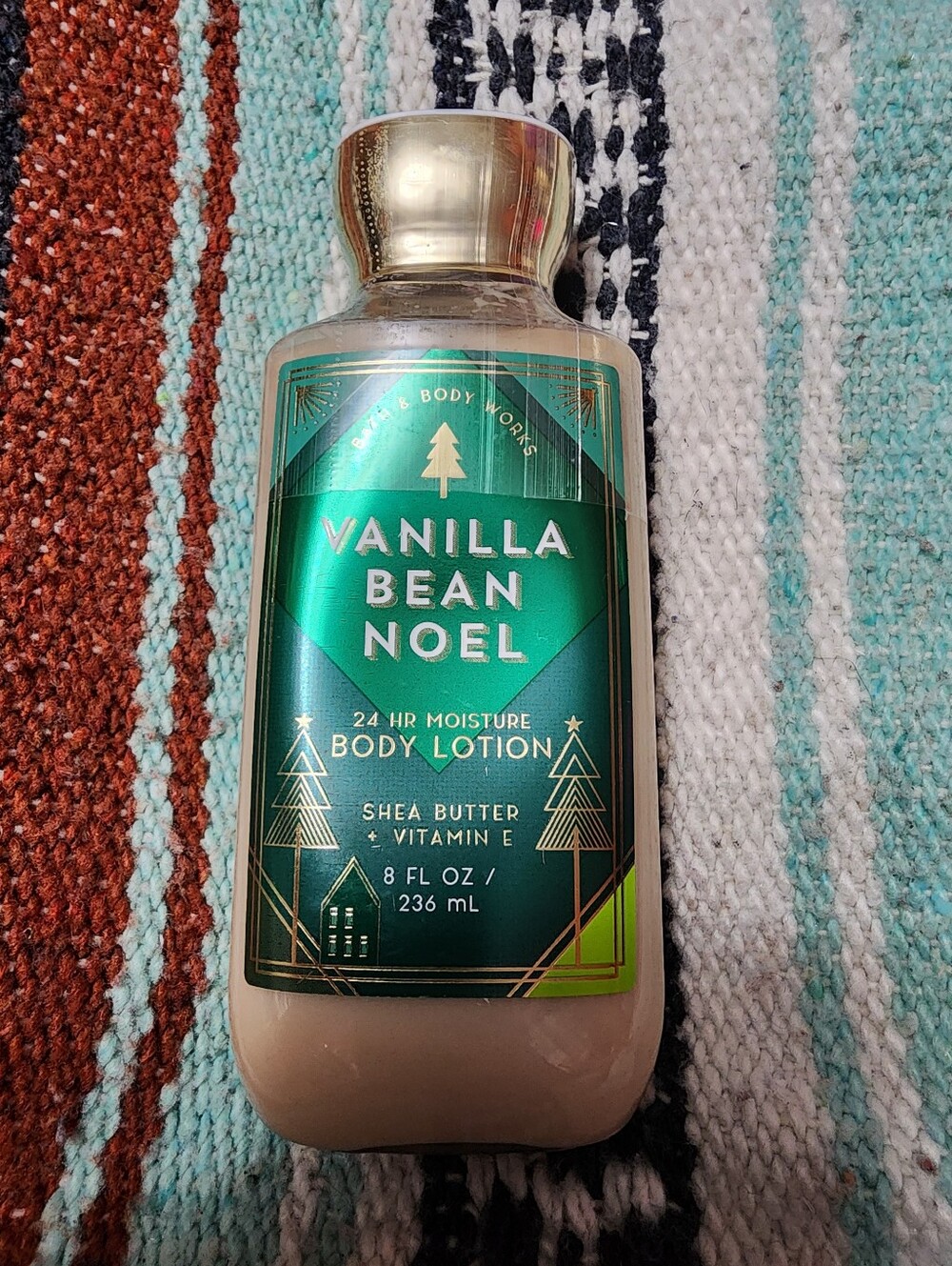 Bath and Body Works VANILLA BEAN NOEL Body Lotion 8 fl oz /236mL * NEW *